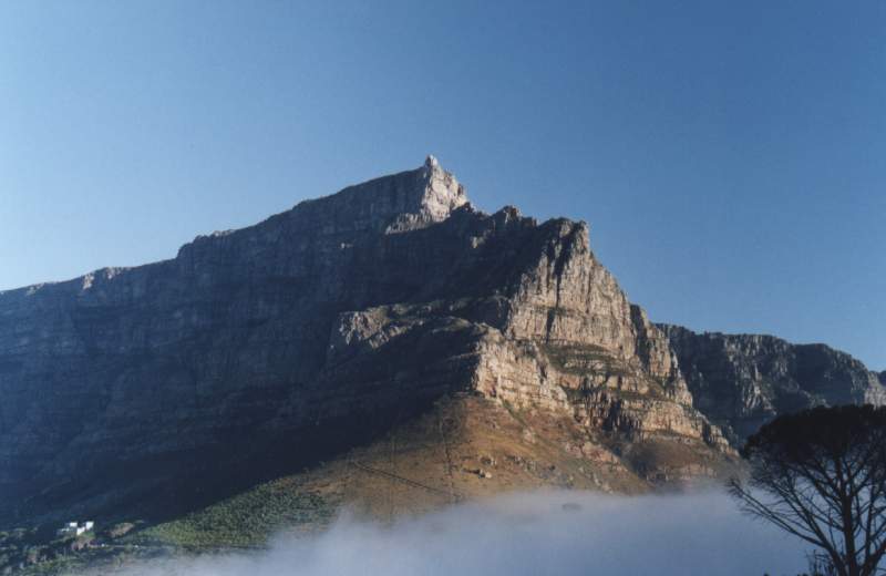 fog in front of Table Mountain